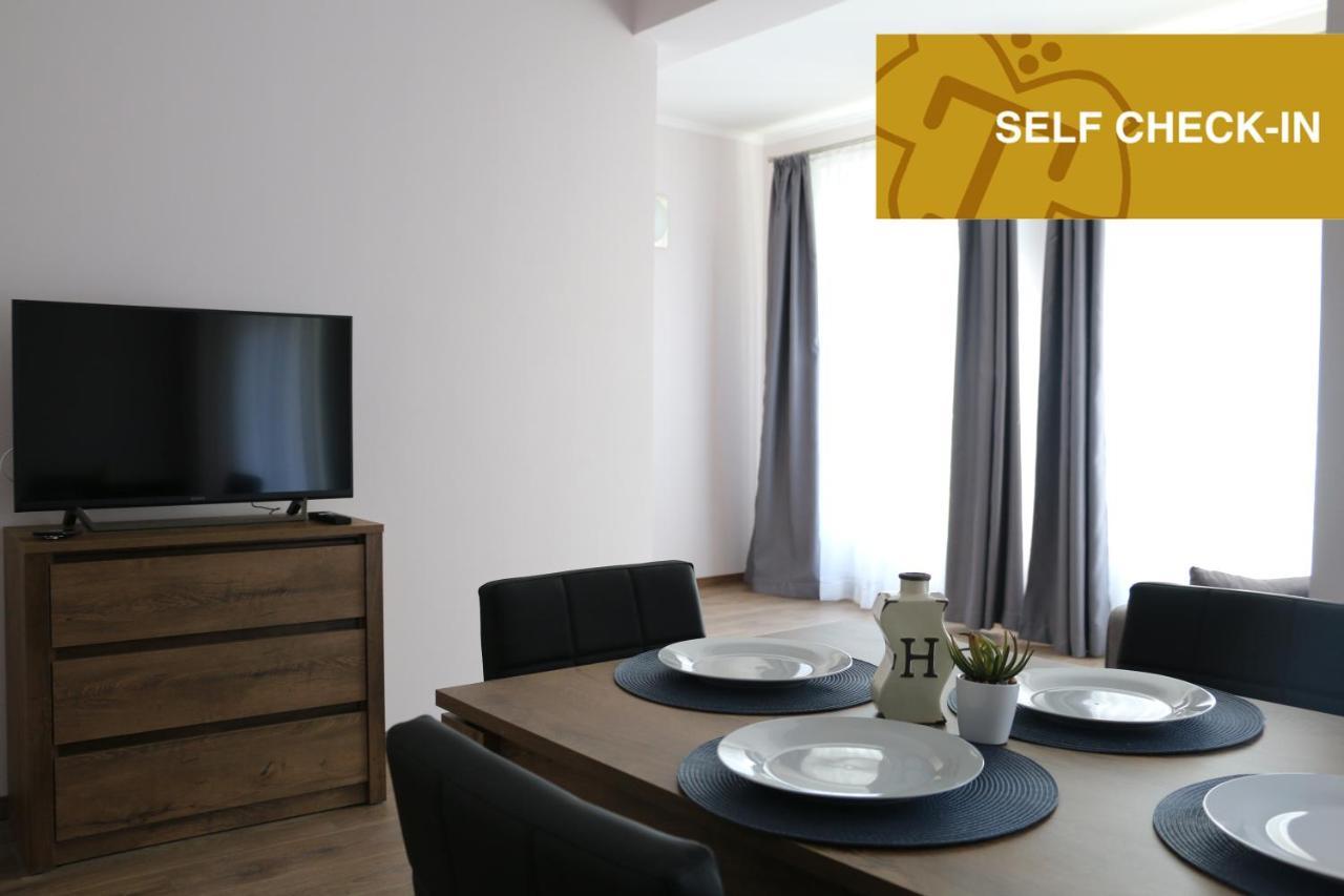 Apartments Moravska 24 カルロヴィ・ヴァリ エクステリア 写真