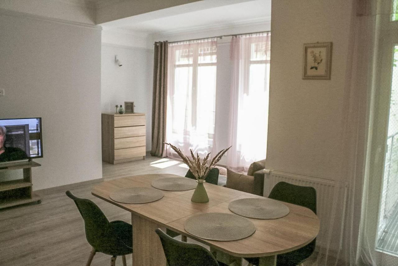 Apartments Moravska 24 カルロヴィ・ヴァリ エクステリア 写真