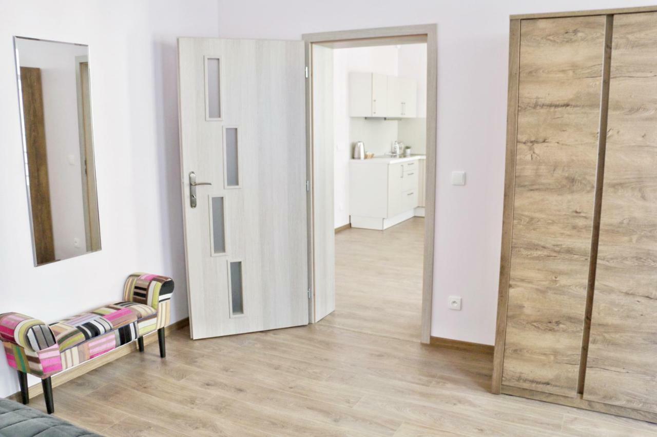Apartments Moravska 24 カルロヴィ・ヴァリ エクステリア 写真